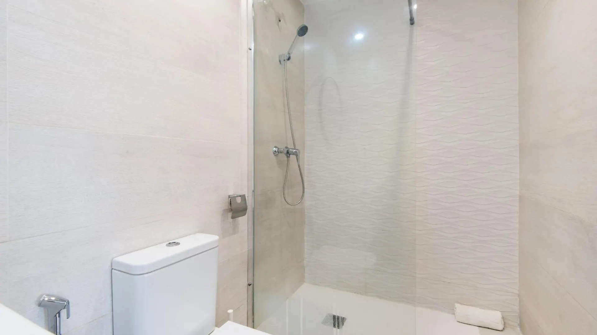 New Solymar Square Apartment Next To Beach Benalmádena Hiszpania