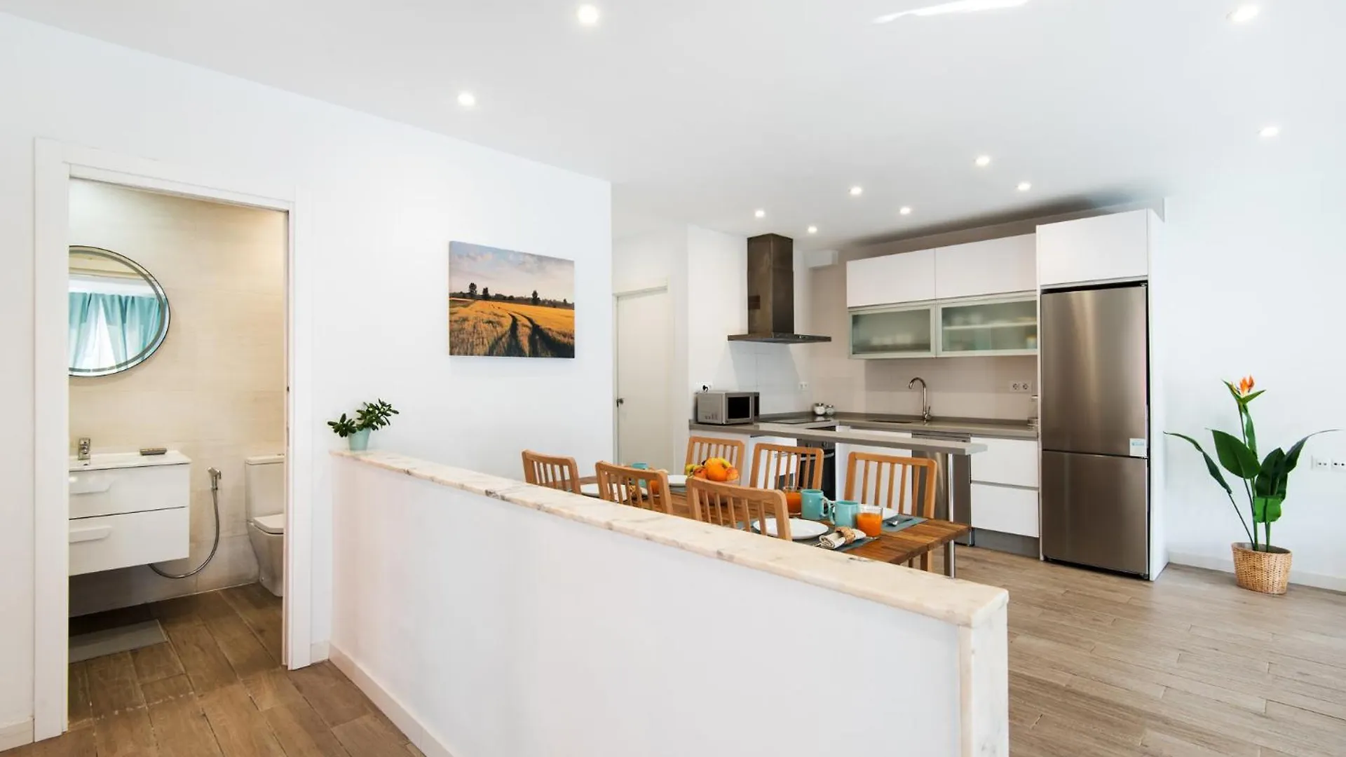 New Solymar Square Apartment Next To Beach Benalmádena