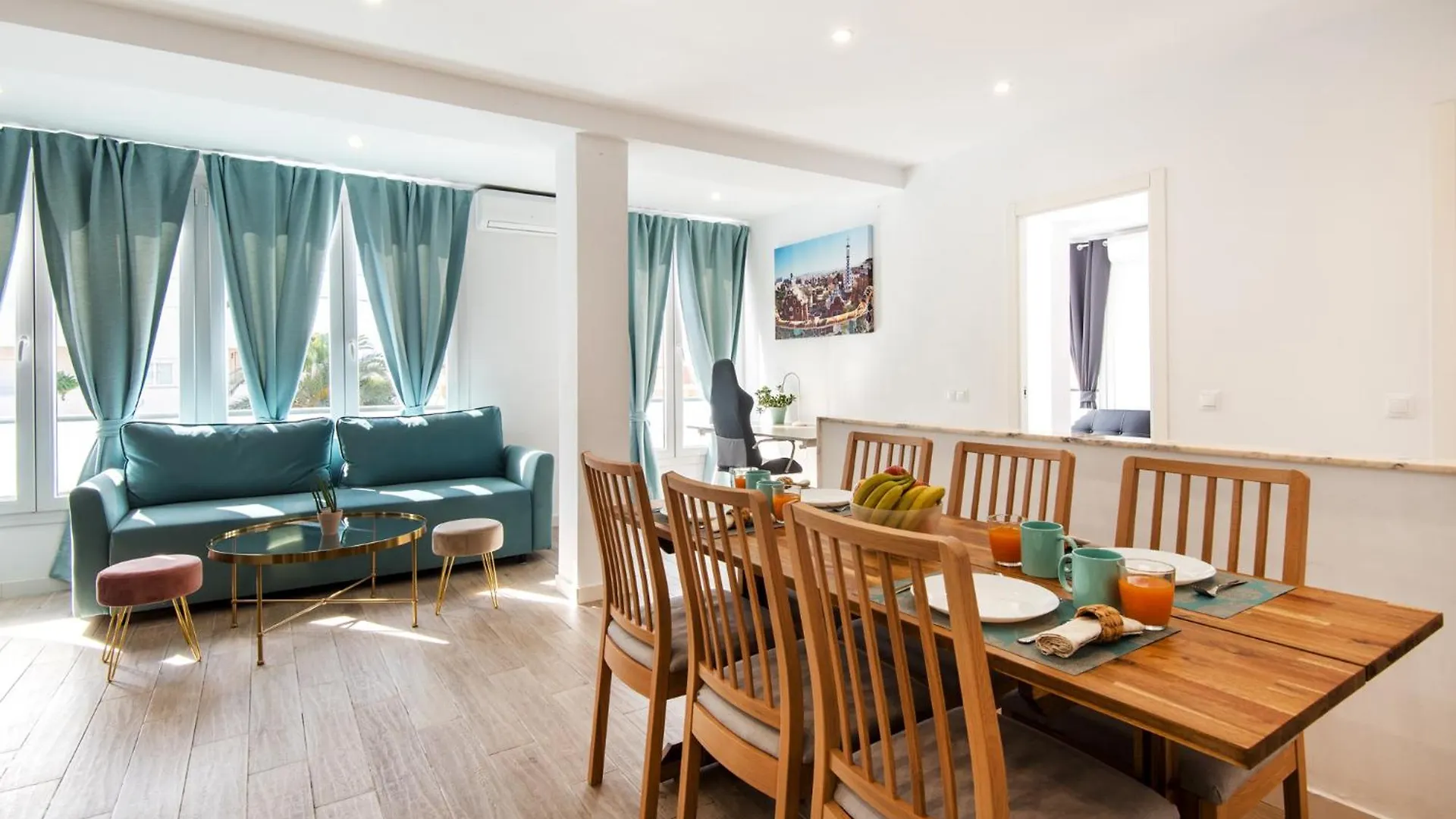 New Solymar Square Apartment Next To Beach بينالماذينا 0*,